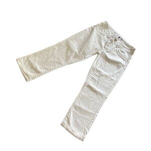 {YMI Jeans} White Capri Jeans